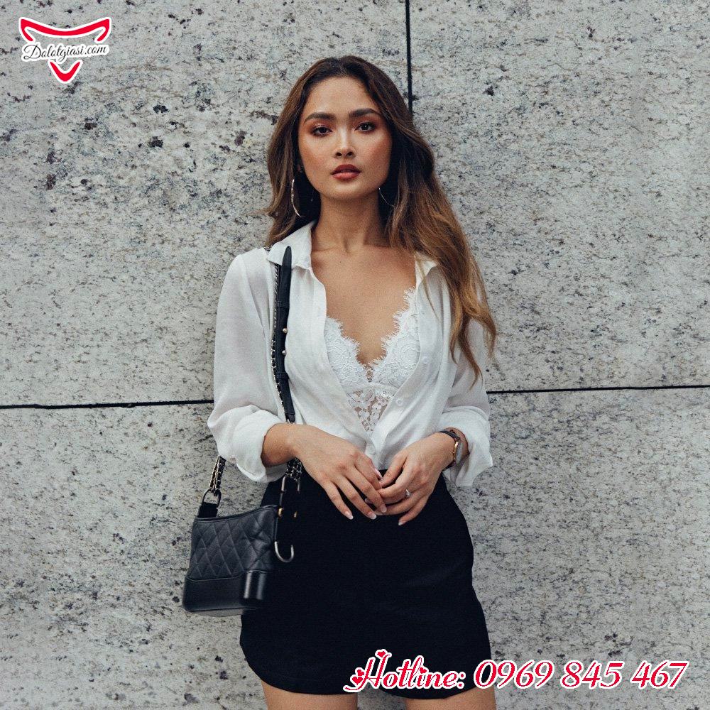Áo bra + Áo khoét cổ chữ V